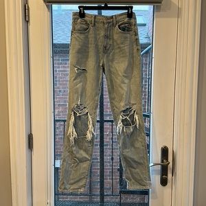 Pistola Presley mid rise distressed jean.  Perfect condition. 26